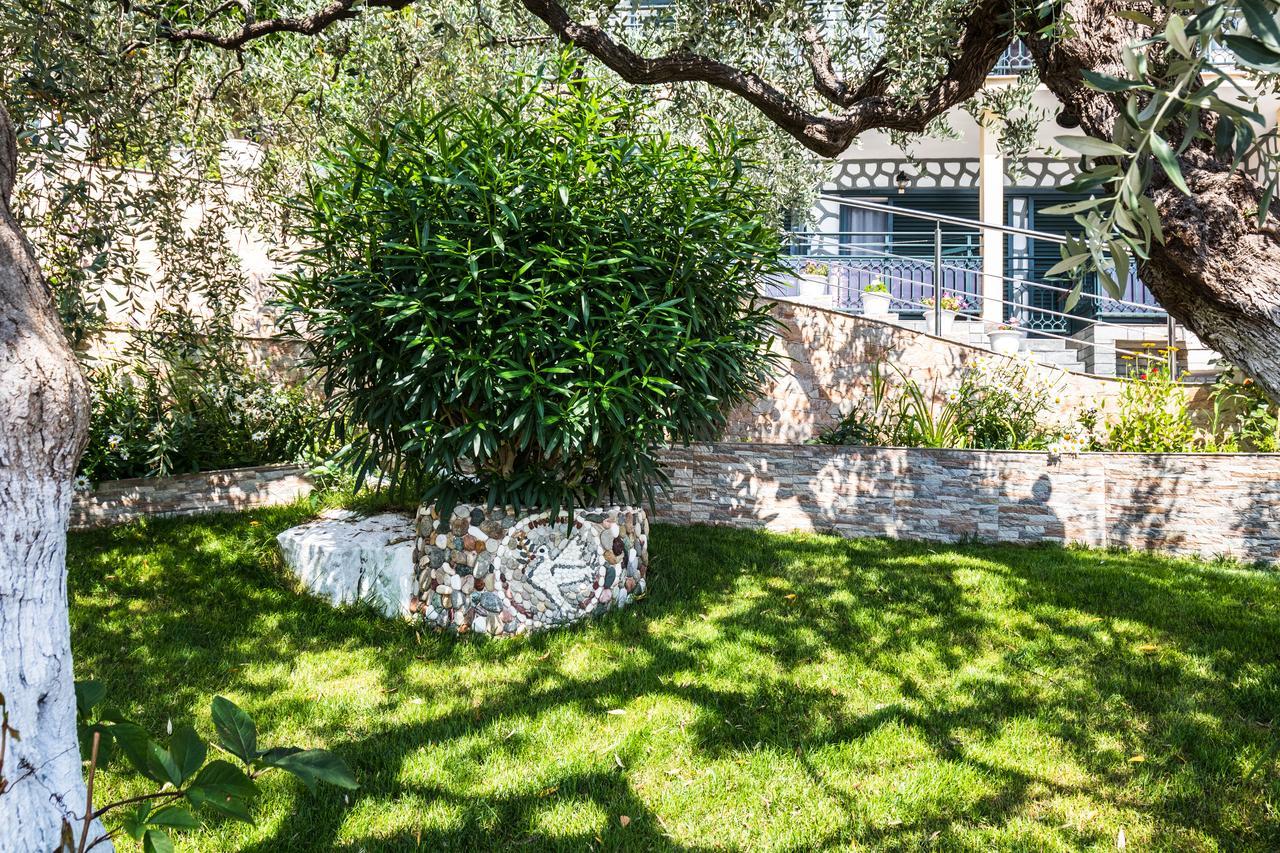 Hotel Villa Nisteri Limenas  Buitenkant foto
